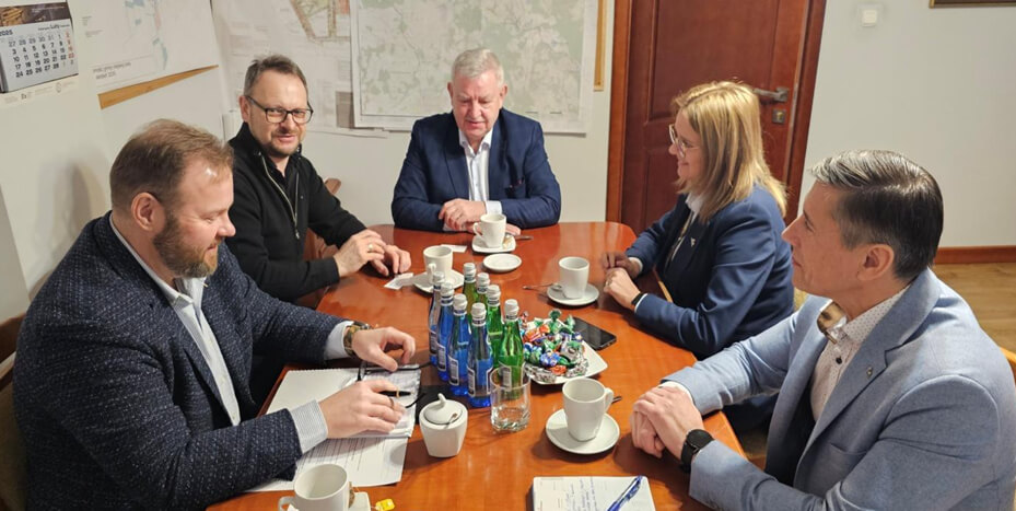 Wizyta w Łebie – centrum usług offshorowych dla morskich farm wiatrowych